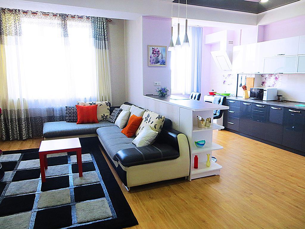 Bishkek Flatlux Apartments المظهر الخارجي الصورة